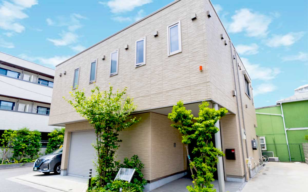 業務・ご安置所（東京都中野区東中野）の外観